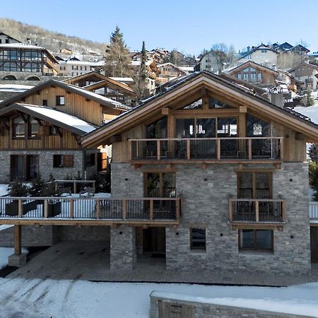 Вилла Chalet Spacieux Avec Bain Nordique, Hammam Et Vue Proche Des Pistes - Fr-1-570-66 Сен-Мартен-де-Бельвиль Экстерьер фото